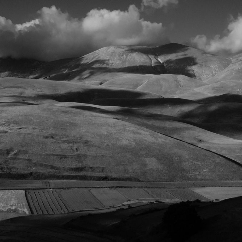 © Giovanni De Mojana - Image from the Segni photography project