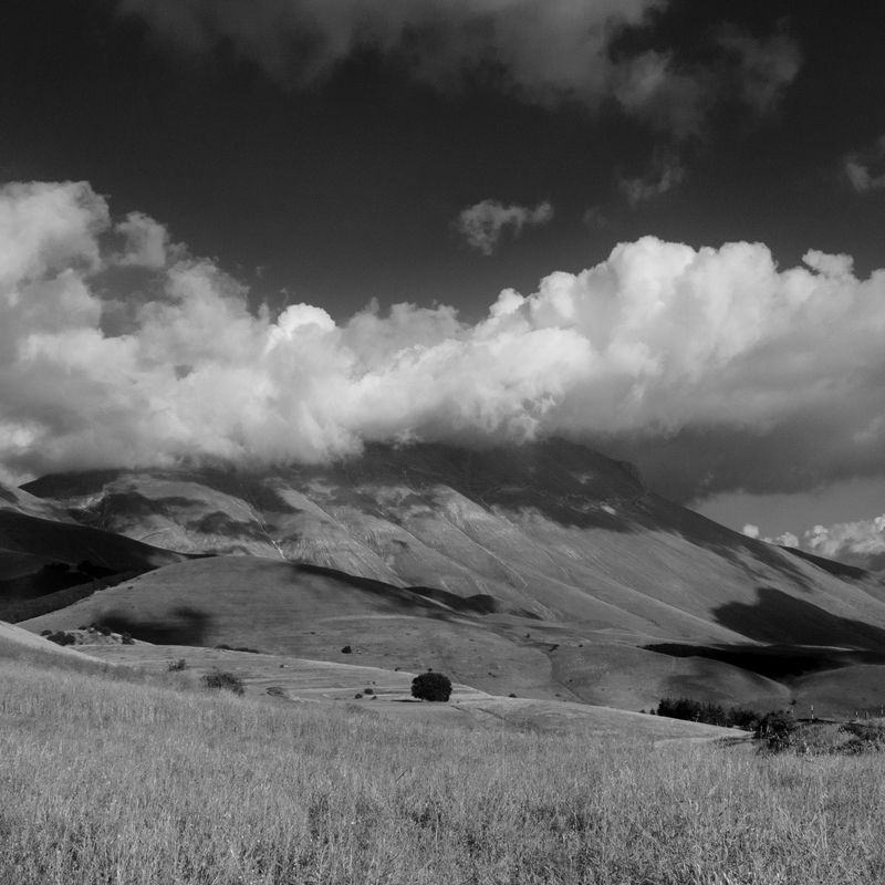 © Giovanni De Mojana - Image from the Segni photography project