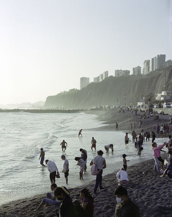 © Victor Gamarra - Image from the “Make a wish” (Pide un deseo) photography project