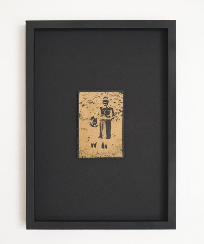 © Tomasz Laczny - Riso print, golden ink , 10x6cm (without frame), on black 60g Hahnemuhle paper