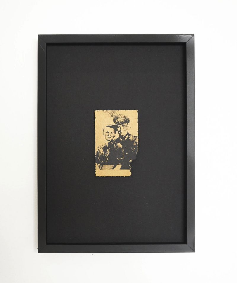© Tomasz Laczny - Riso print, golden ink , 10x6cm (without frame), on black 60g Hahnemuhle paper