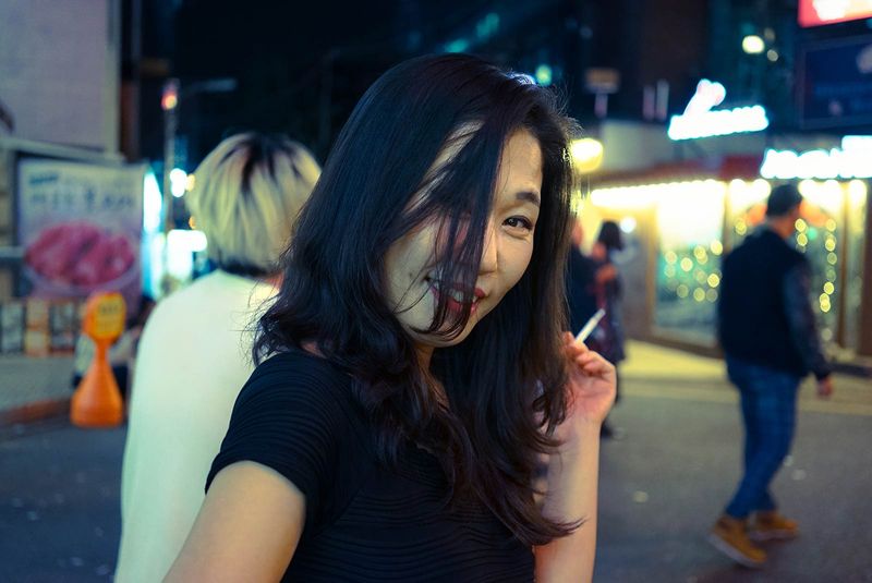 © JANUSZ DAGA - Image from the a night in seoul  photography project