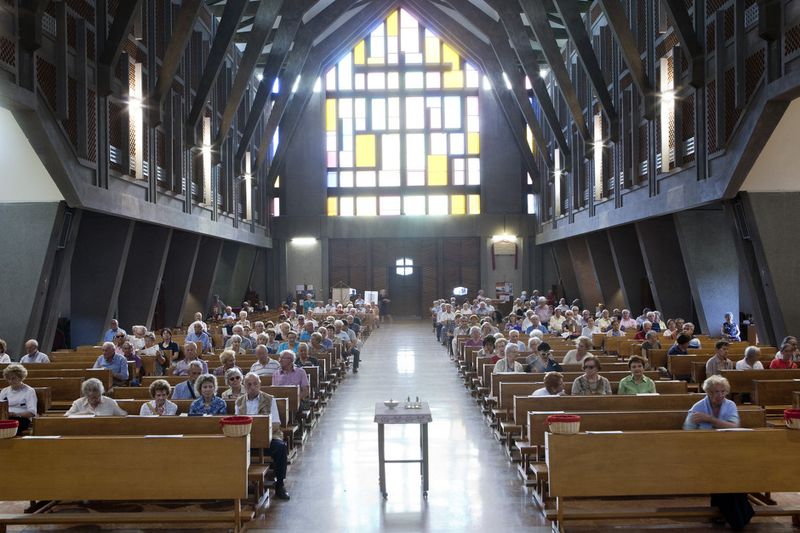 © Giorgio Barrera Niccolò Rastrelli - Madonna di Fatima's church, Milano, Saturday 6:25 pm