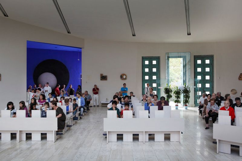 © Giorgio Barrera Niccolò Rastrelli - Image from the andate in pace (go in peace) photography project