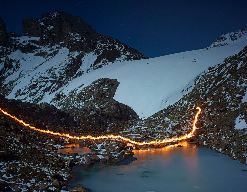 © Simon Norfolk - Image from the When I am Laid in Earth photography project