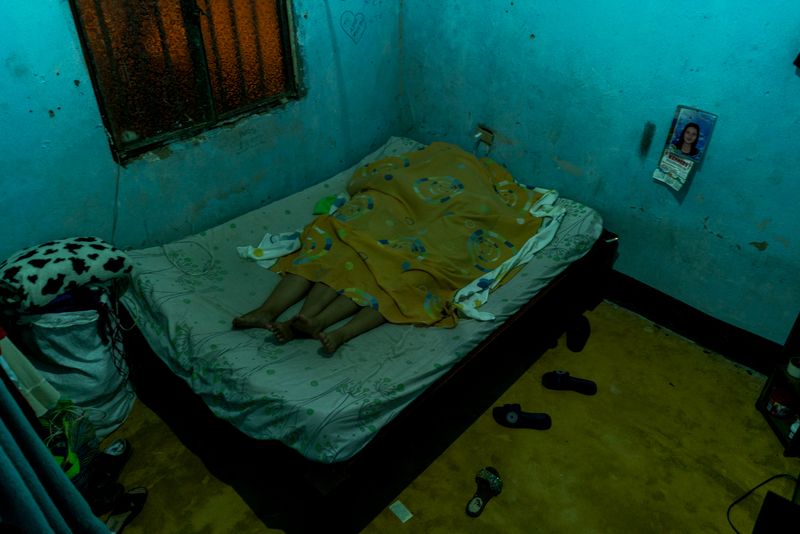 © ANDRES CARDONA CRUZ - Image from the WRECK FAMILY photography project