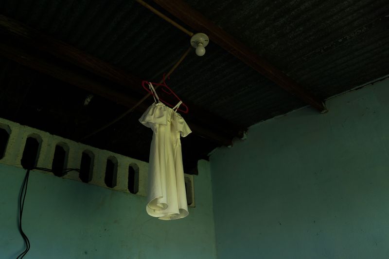 © ANDRES CARDONA CRUZ - Image from the WRECK FAMILY photography project