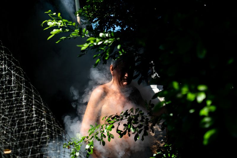 © ANDRES CARDONA CRUZ - Image from the WRECK FAMILY photography project