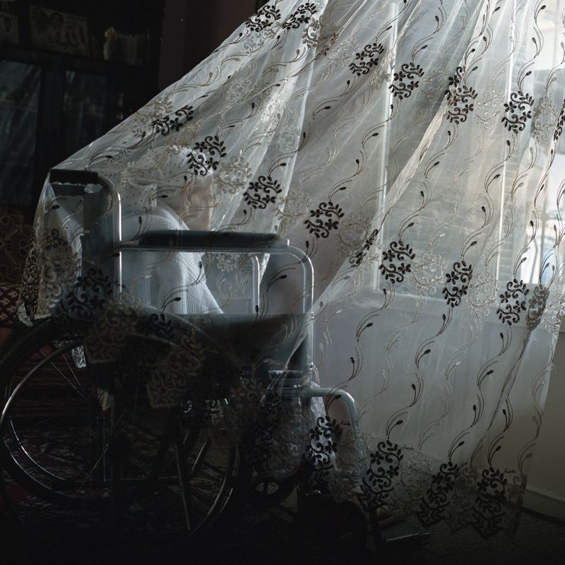 © Linda Bournane Engelberth - My grandmother looking out of the window in my families house in Algiers