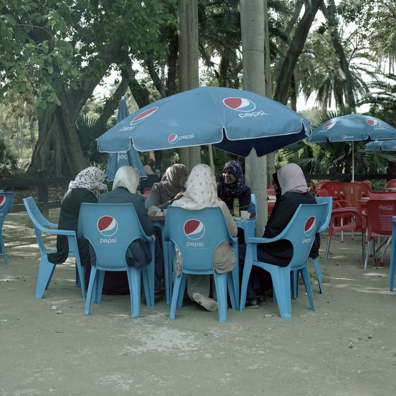 © Linda Bournane Engelberth - Woman resting in the park
