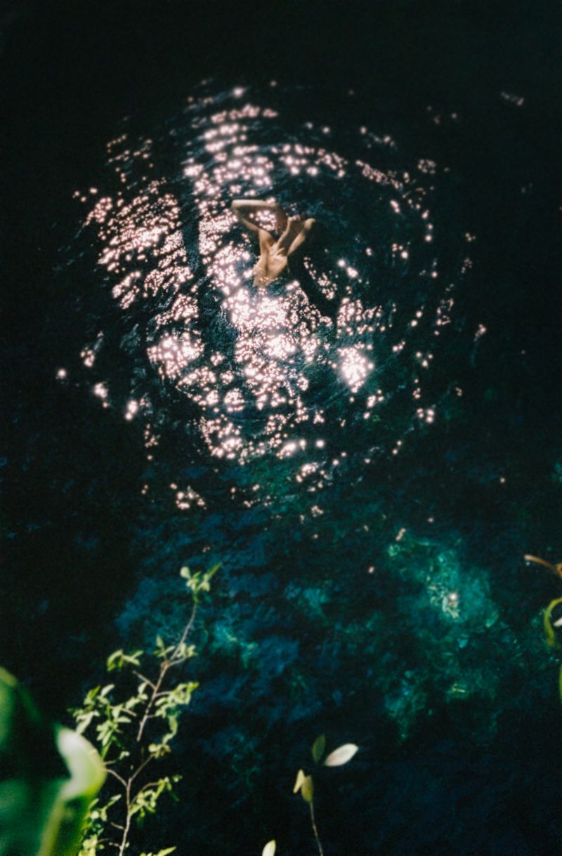 © Takako Noel - Image from the Cenote angels photography project