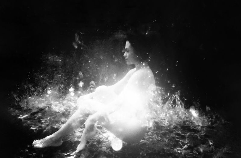 © Takako Noel - Image from the Cenote angels photography project