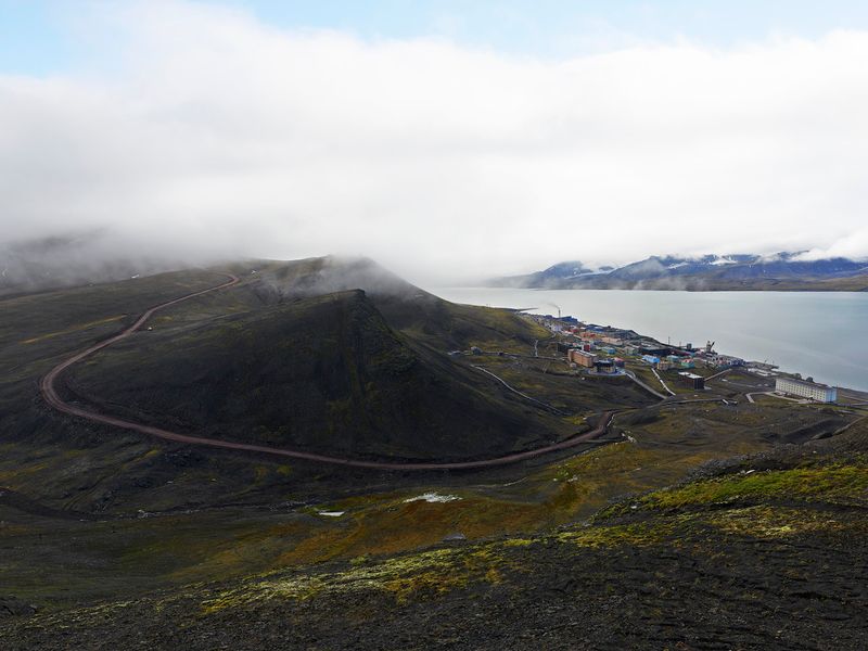 © Leo Delafontaine - Image from the ARKTIKUGOL photography project