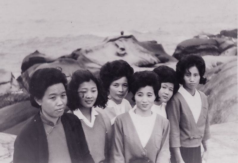 © Léa Chen - Image from the The Stars That Don't Look Back photography project