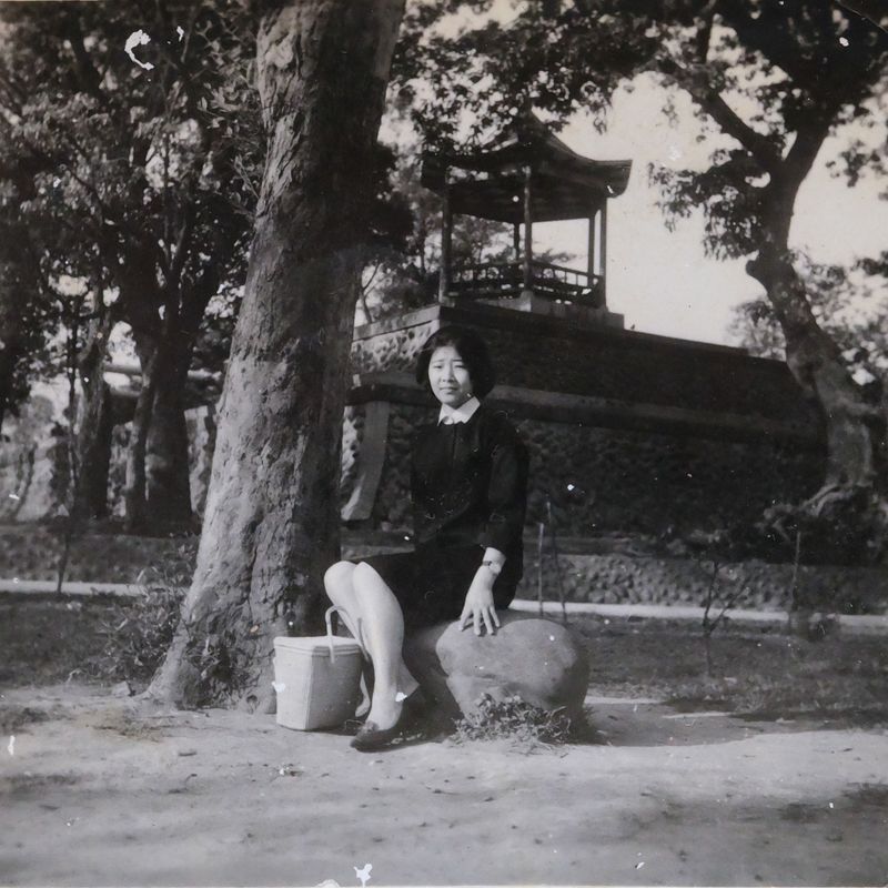 © Léa Chen - Image from the The Stars That Don't Look Back photography project