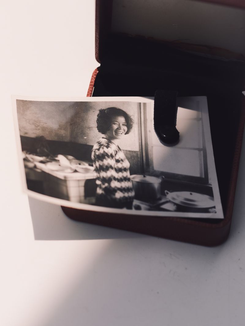 © Léa Chen - Image from the The Stars That Don't Look Back photography project