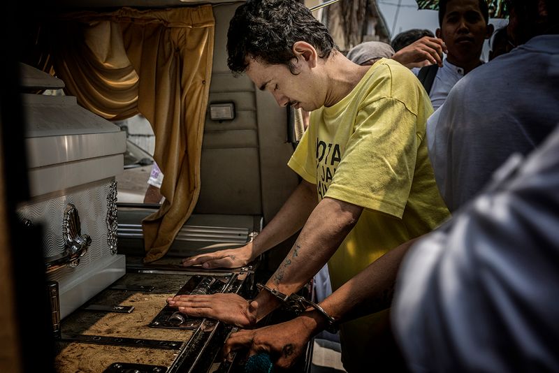 © James Whitlow Delano - Image from the Fruits of Impunity: Collateral Damage in Duterte’s War on Drugs. photography project