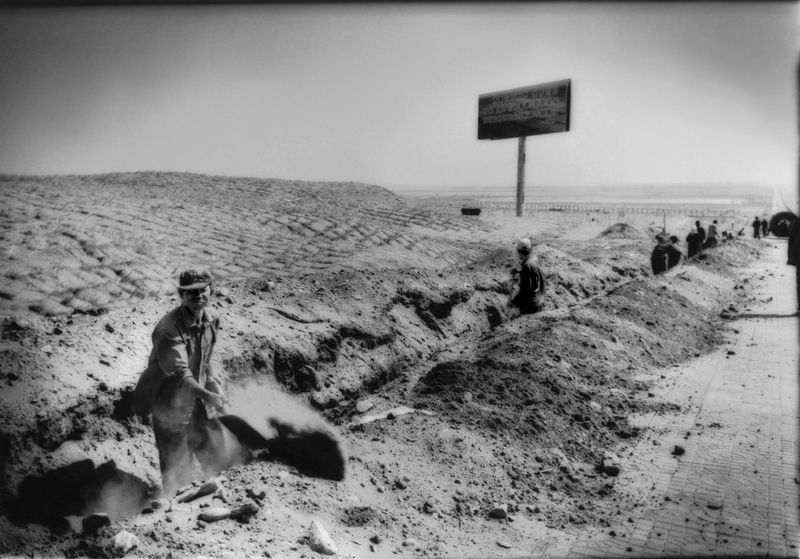 © James Whitlow Delano - Image from the The Consumption Ecosystem photography project