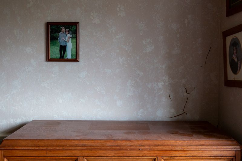 © Claire French - Image from the Oikos photography project