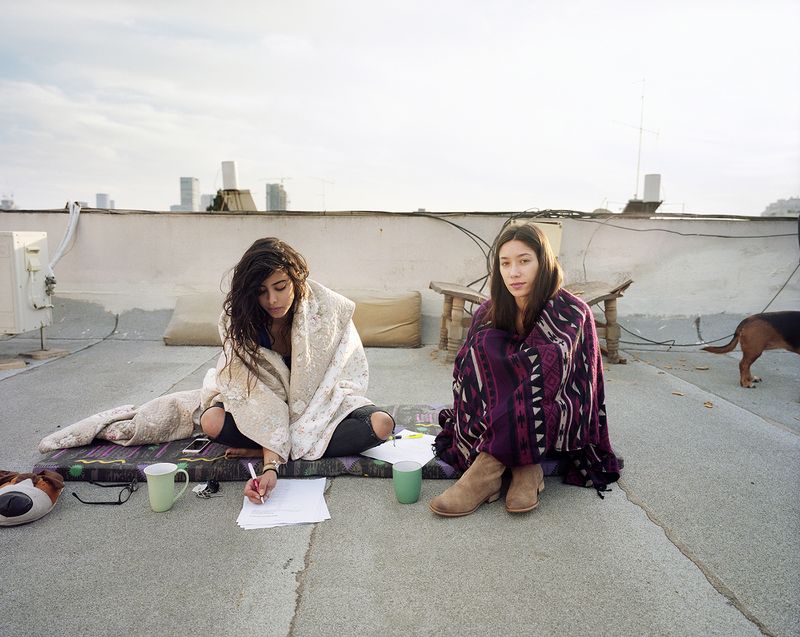 © Iris Hassid Segal - Samar, Saja and Bigel, Rooftop of Samar's Appartement, Tel Aviv, 2015