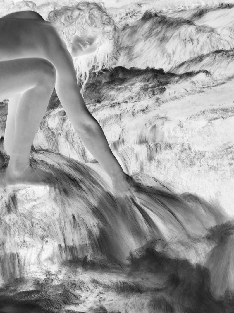 © Andrea Orejarena - Image from the I Love You Like The Moon photography project