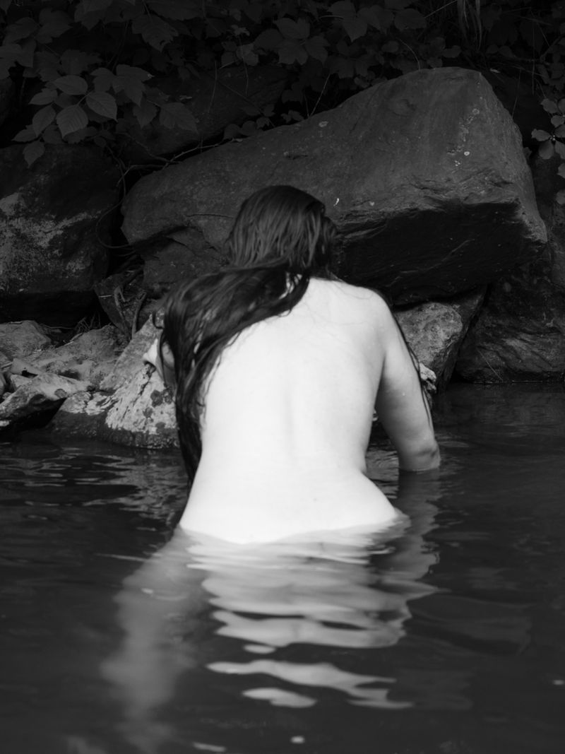 © Andrea Orejarena - Image from the I Love You Like the Moon photography project