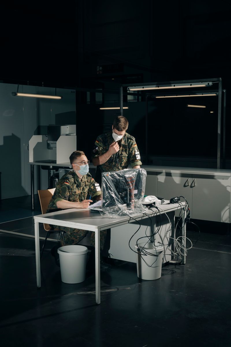 © Rafael Heygster - Image from the Corona Rhapsody - is this real life? photography project