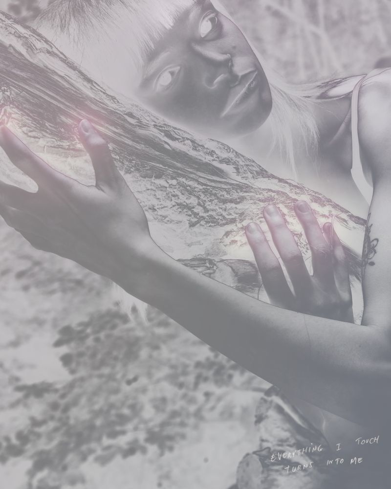 © Alex Valentina - Image from the when i feel you, i feel me and when i feel me, it feels good photography project