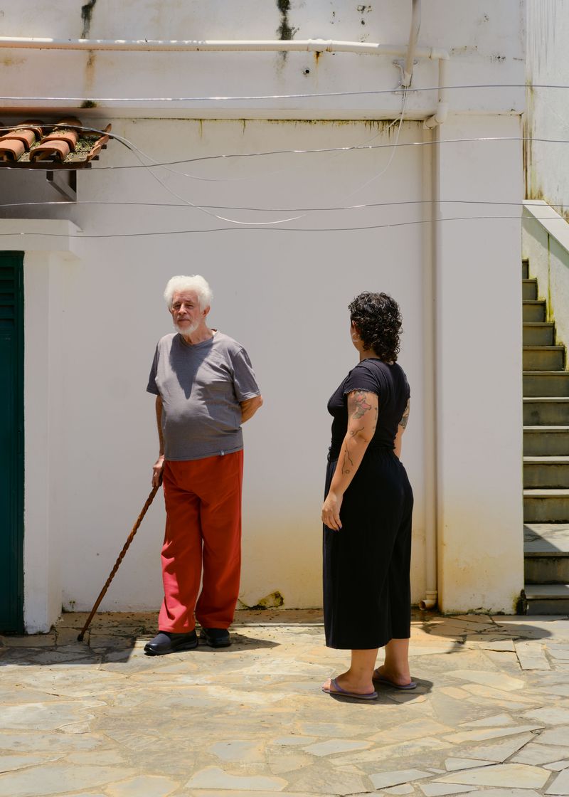 © Ana Maria Sales Prado - Image from the It is the aura of my fingers that sees the egg photography project