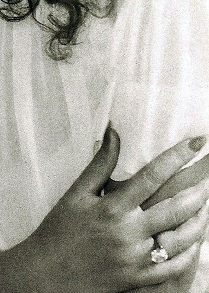 © Ana Maria Sales Prado - Image from the It is the aura of my fingers that sees the egg photography project