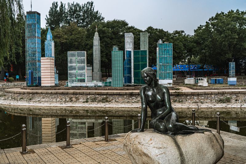 © Yiwei Lu - Image from the Back to the City photography project