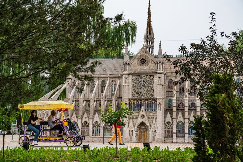 © Yiwei Lu - Image from the Back to the City photography project