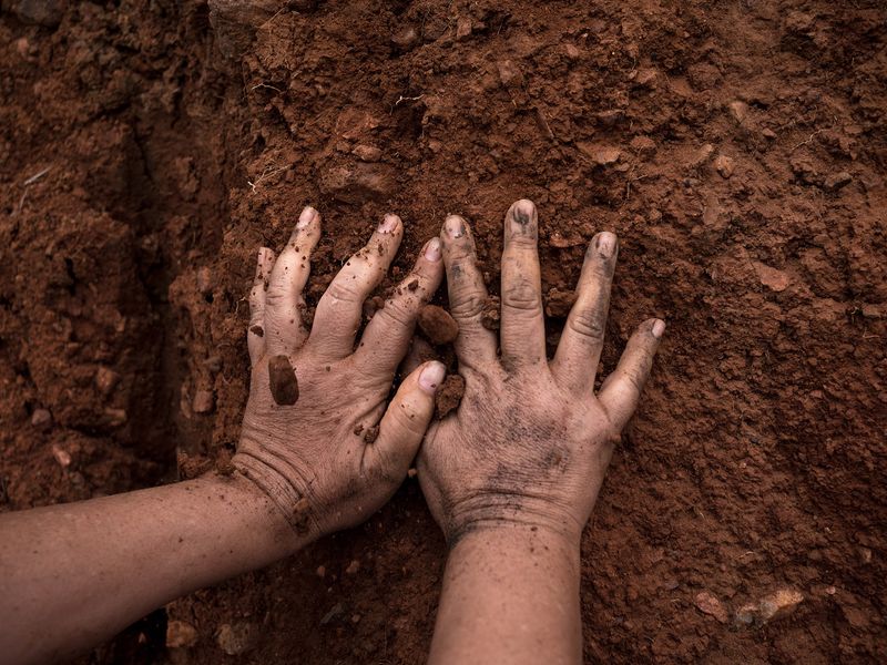 © Isabella Lanave - Image from the Fatima photography project