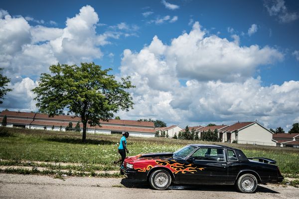 © Zackary Canepari - Briana, 19, walks to a meeting at Job Corp, hoping to get into the local training program in Flint.