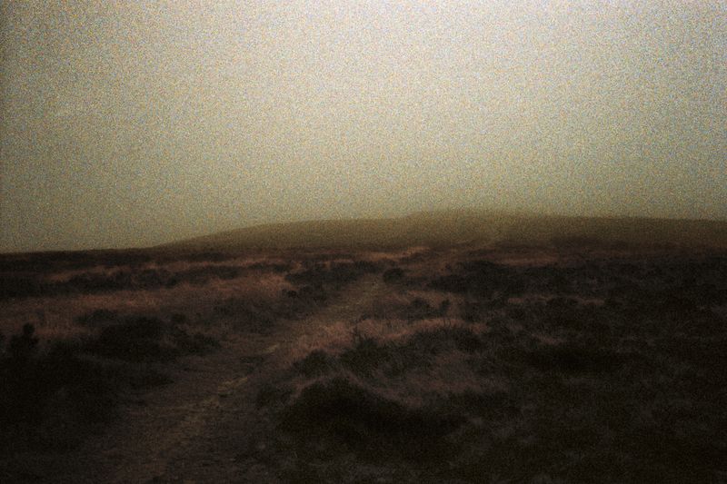 © Clara Chichin - Untitled, serie "Under the eyes that few minutes exhaust", 2009 - 2019