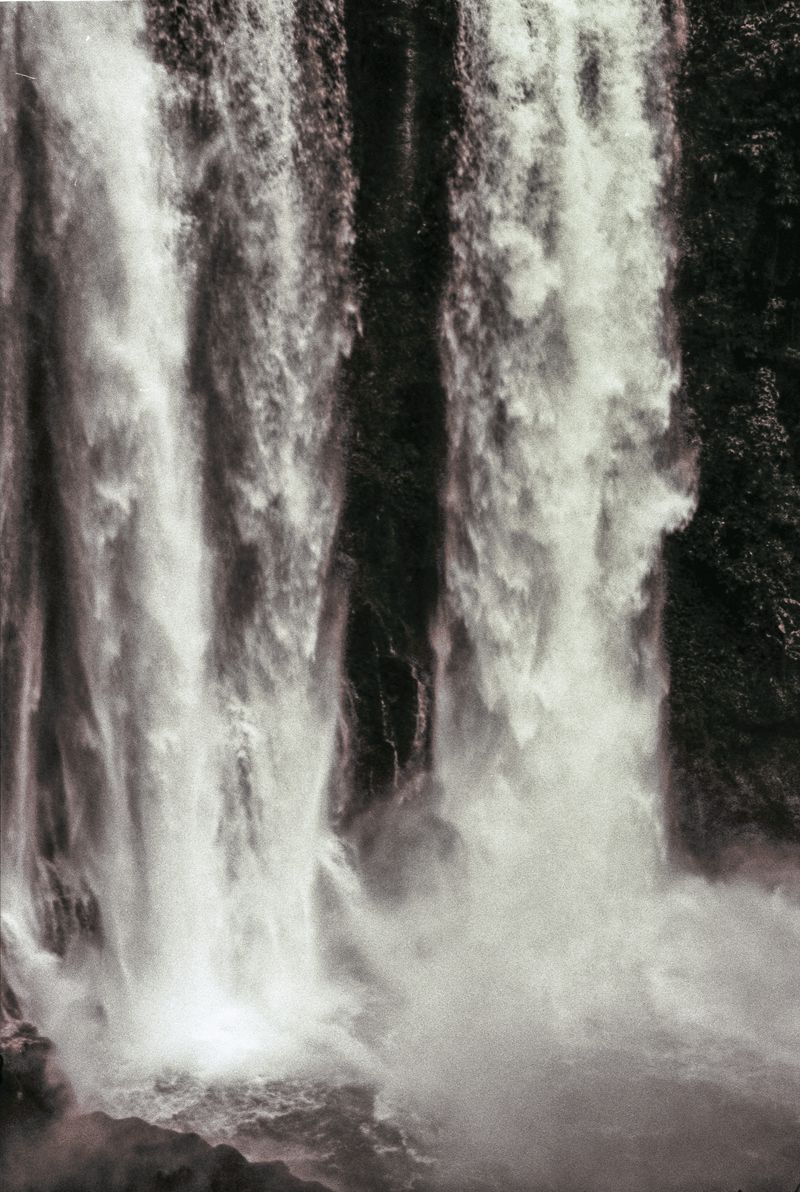 © Clara Chichin - Untitled, serie "Under the eyes that few minutes exhaust", 2009 - 2019