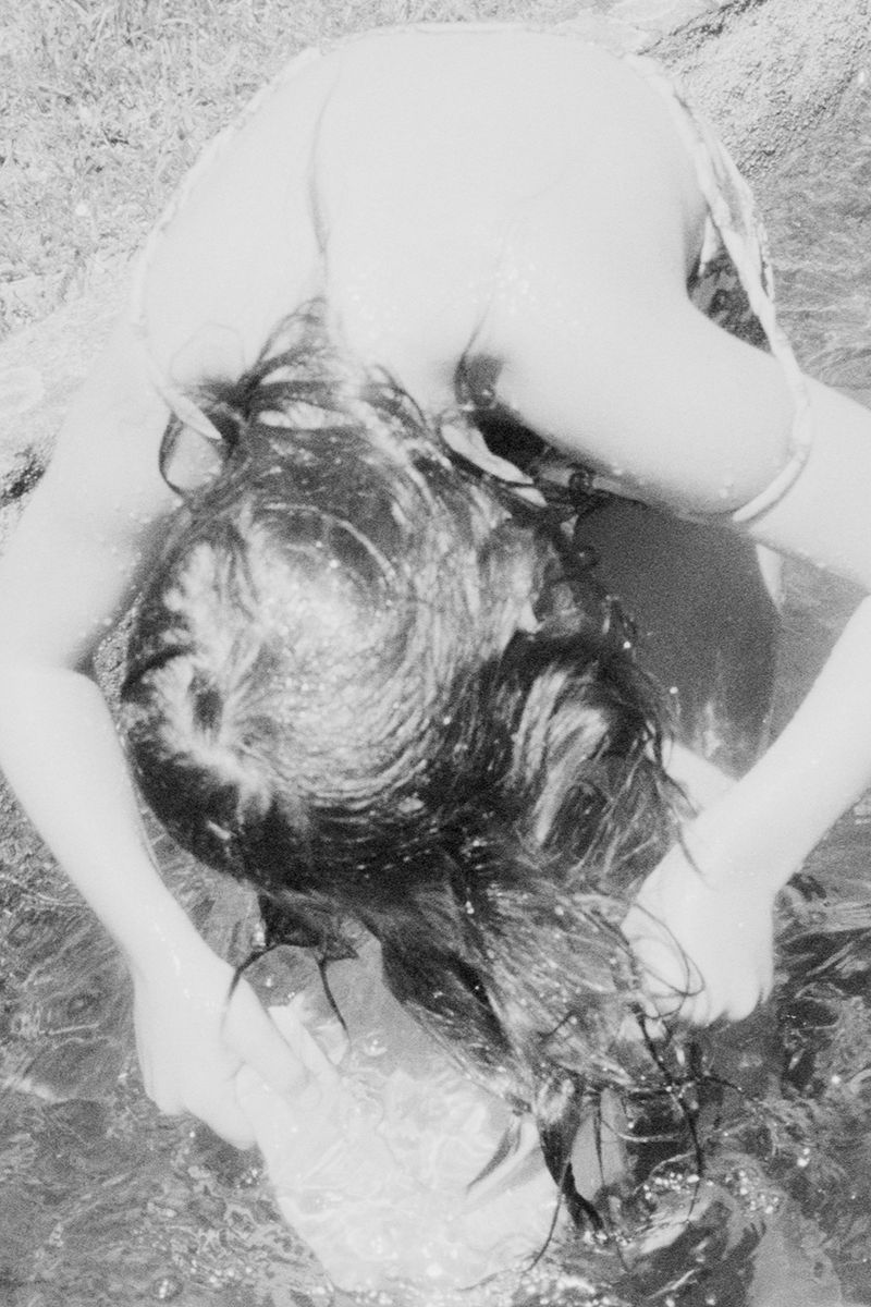 © Clara Chichin - From the serie "To a thousand sources, the good life" / " Aux mille source la belle vie"