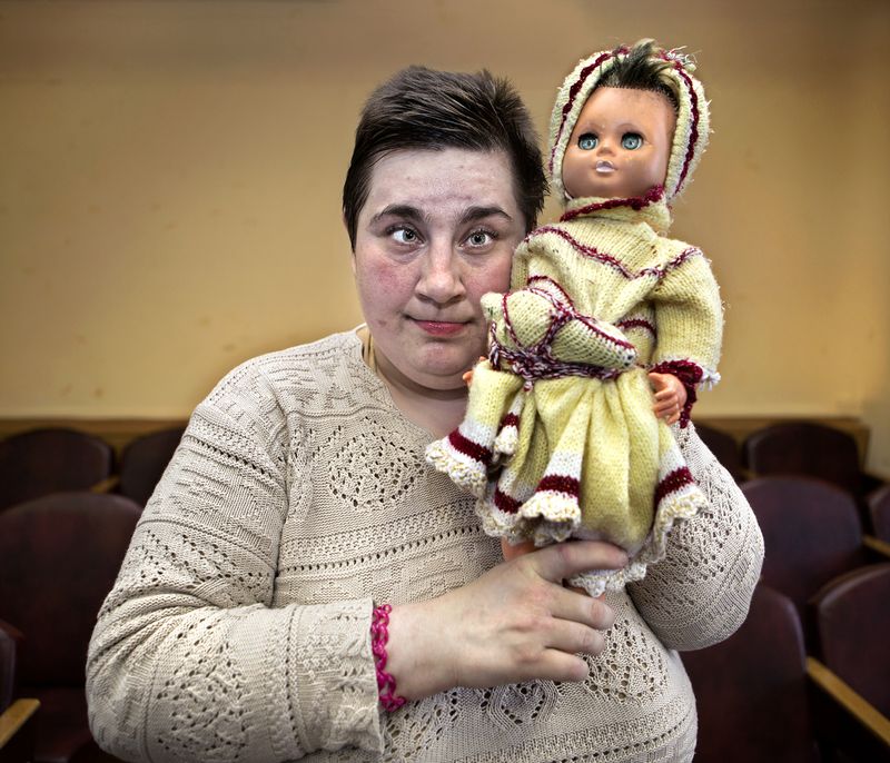 © Jadwiga Bronte - Personal belongings are very important for the residents. They love to be photograph with them.