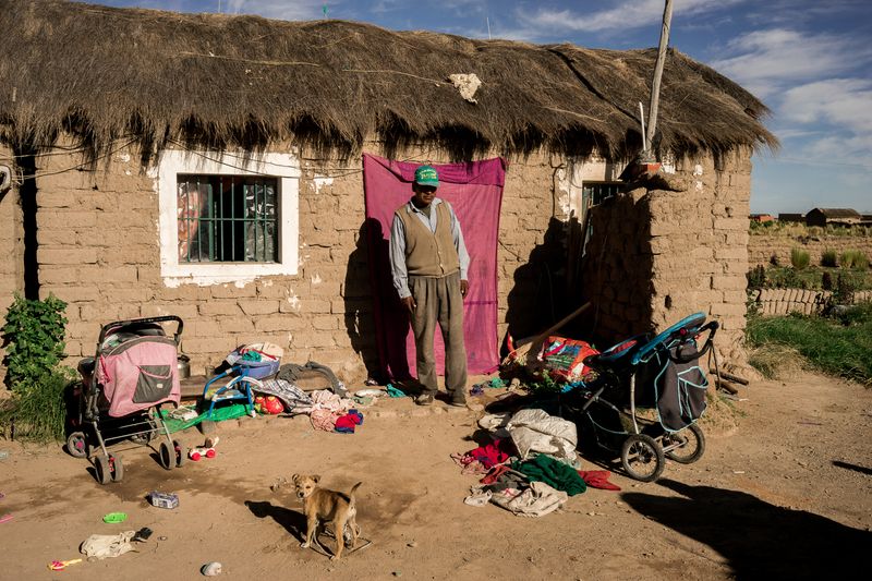 © Misha Vallejo - Image from the Poopo: memories of water photography project