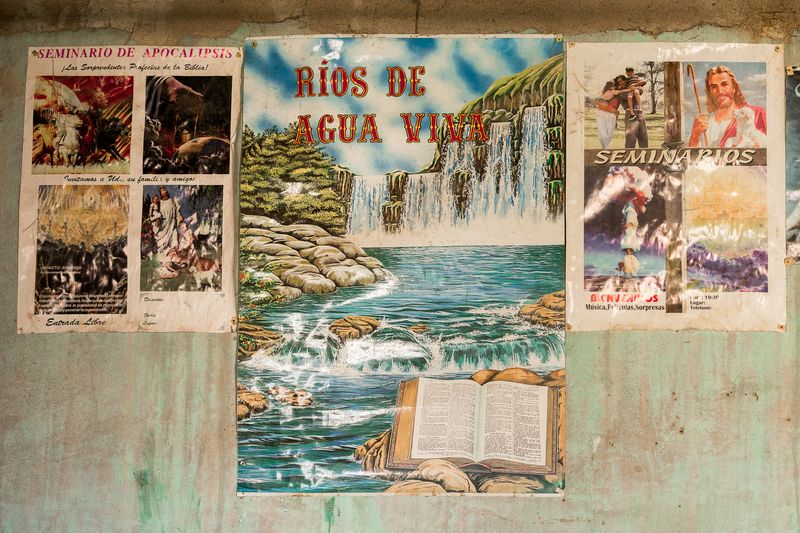 © Misha Vallejo - Image from the Poopo: memories of water photography project