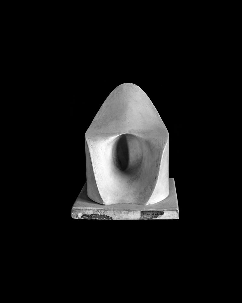 © Guilherme Gerais - Mathematical Object I, 2018