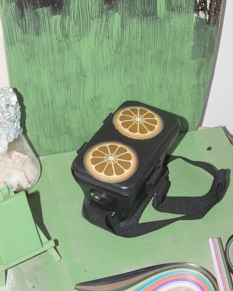 © Guilherme Gerais - Exhausted V.R Headset, 2018