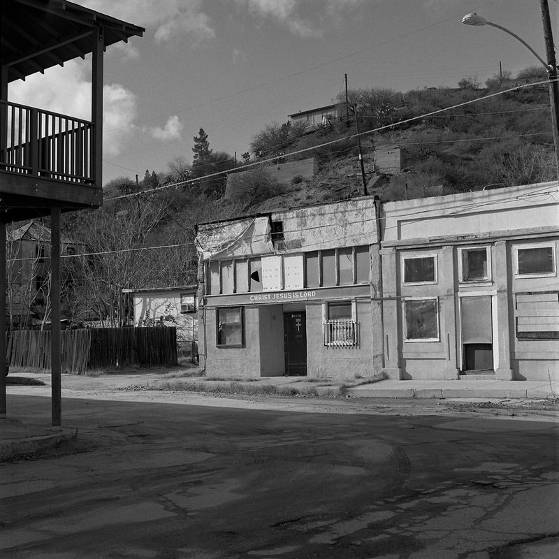 © William Mark Sommer - Image from the Dusted photography project