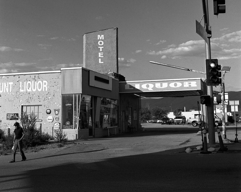 © William Mark Sommer - Motel Liquor