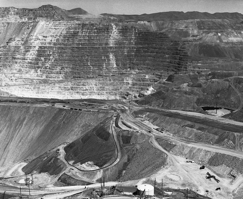 © William Mark Sommer - Morenci Mine