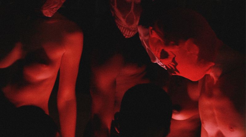 © Kevin James Thornton - Pones (2017)