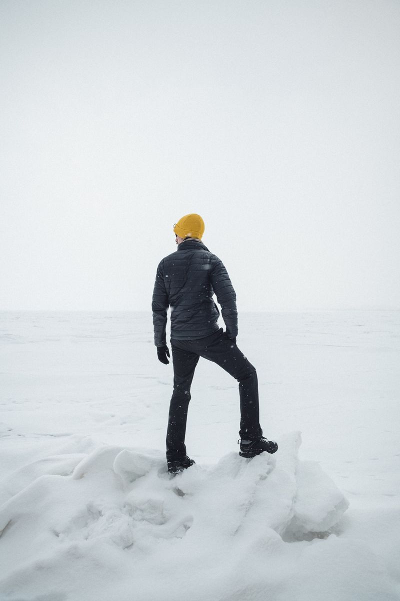 © Lorraine Turci - Image from the The  resilience  of the crow photography project