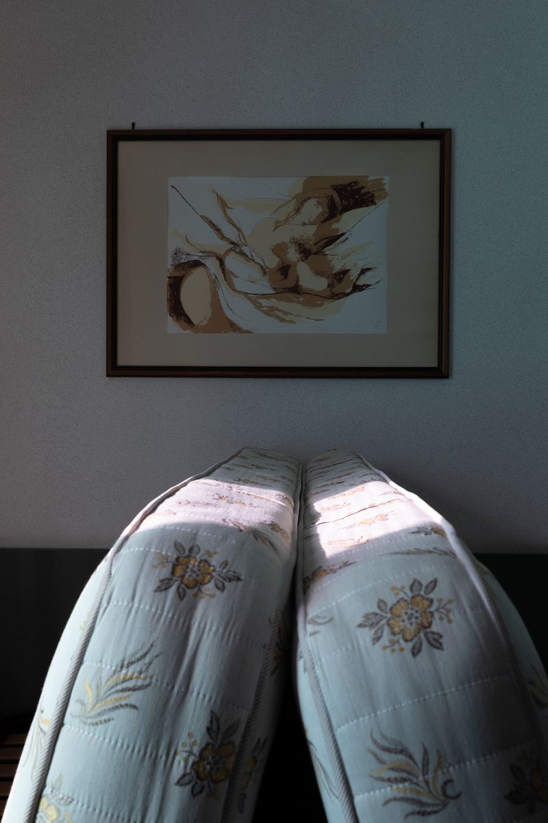 © elba collective - Image from the Frozen Rooms photography project