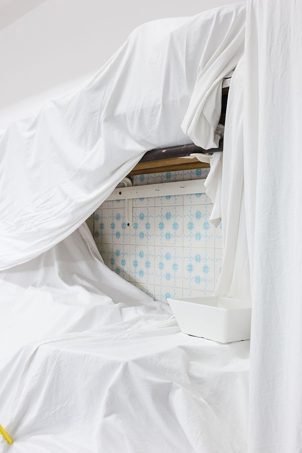 © elba collective - Image from the Frozen Rooms photography project