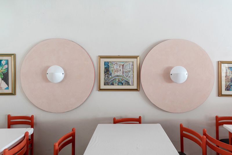 © elba collective - Image from the Frozen Rooms photography project